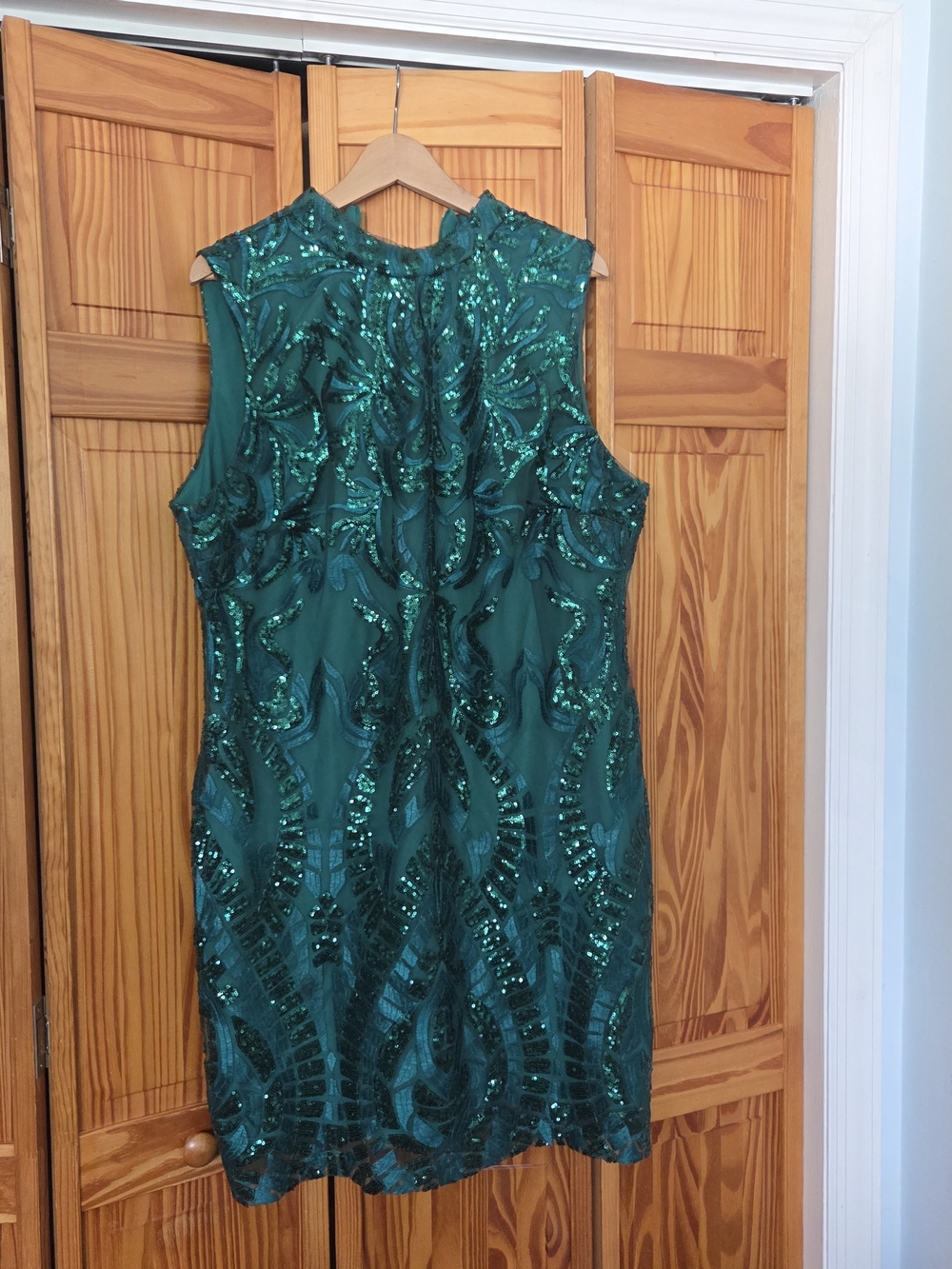 Sleeveless Emerald Sequin Sheath Dress - NY & Company